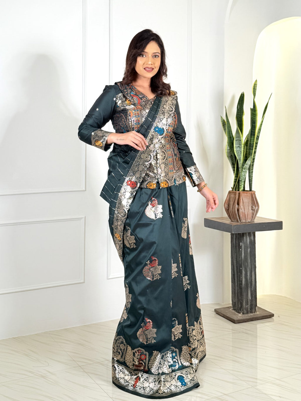 Midnight Majesty Dark Peacock Benarasi Fusion Set