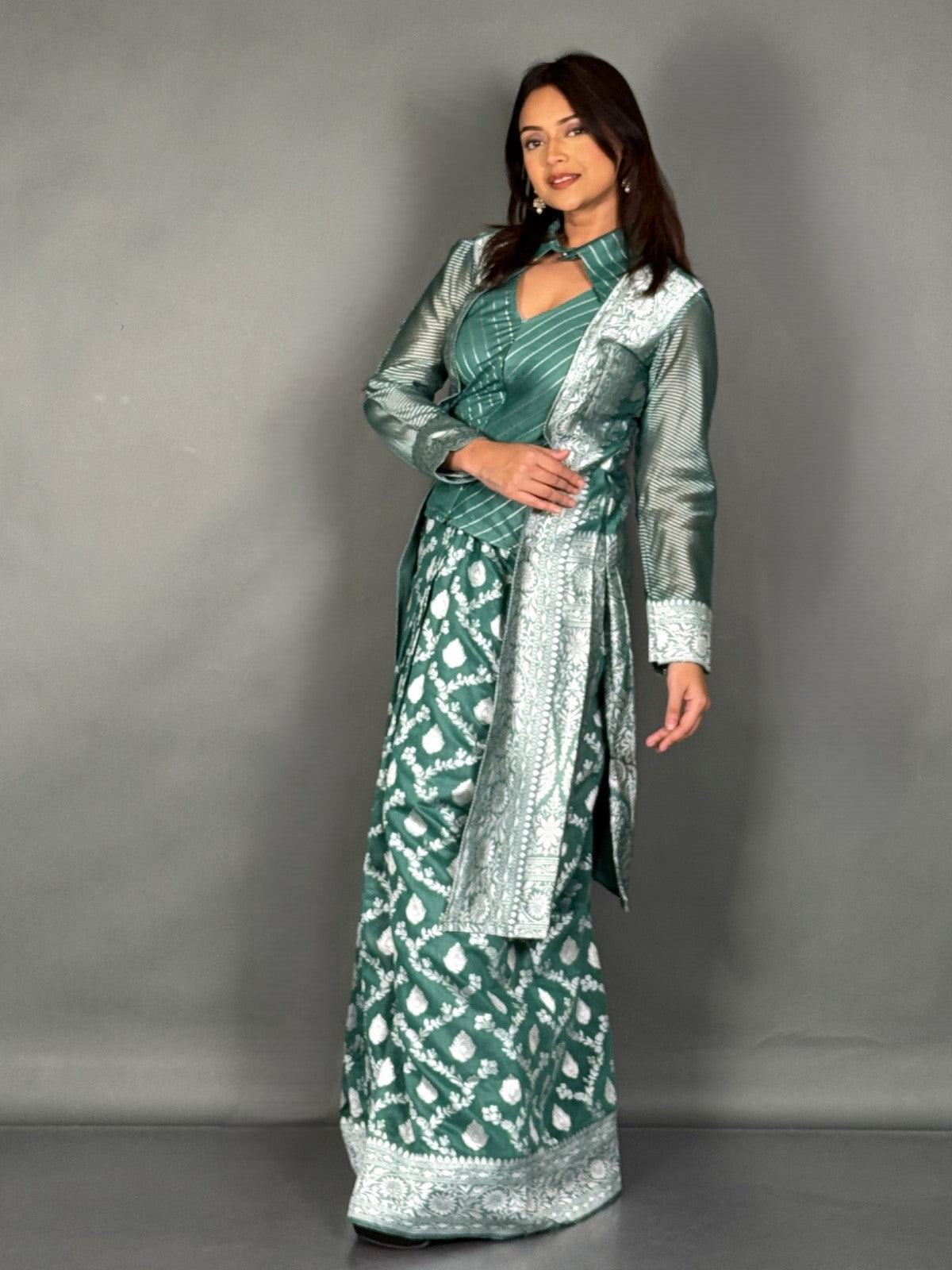 Curvy Friendly Rama Green Jamdani Jacket Saree