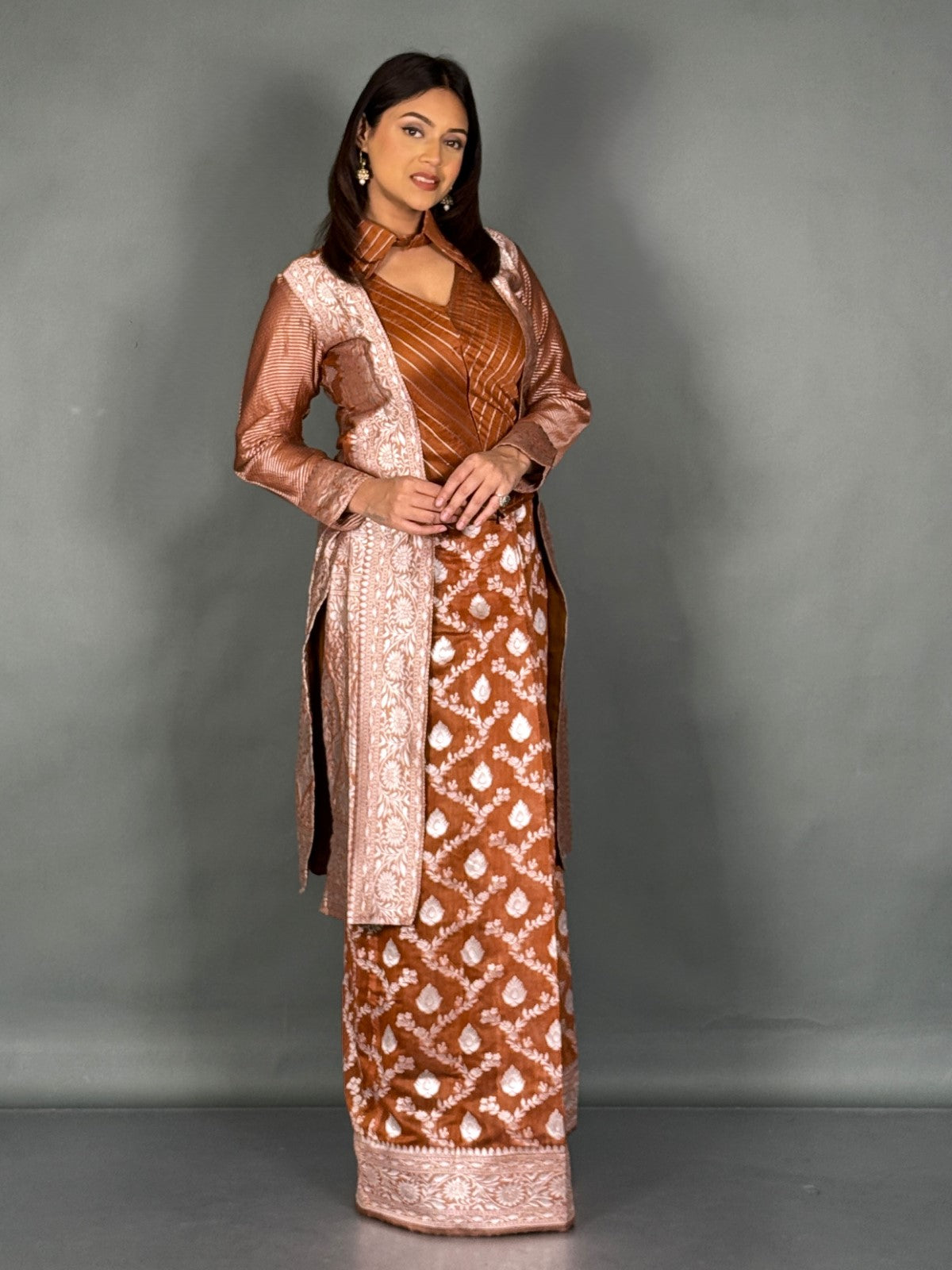 Rust Jamdani Fusion Jacket Saree Set for Elegant Occasions