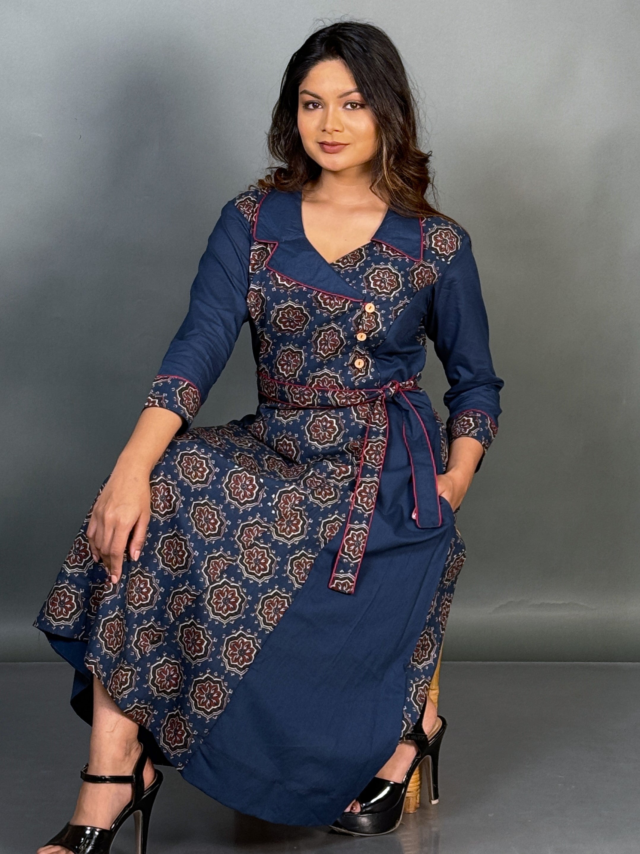 Royal Muse Navy Curve Fit Fusion Dress