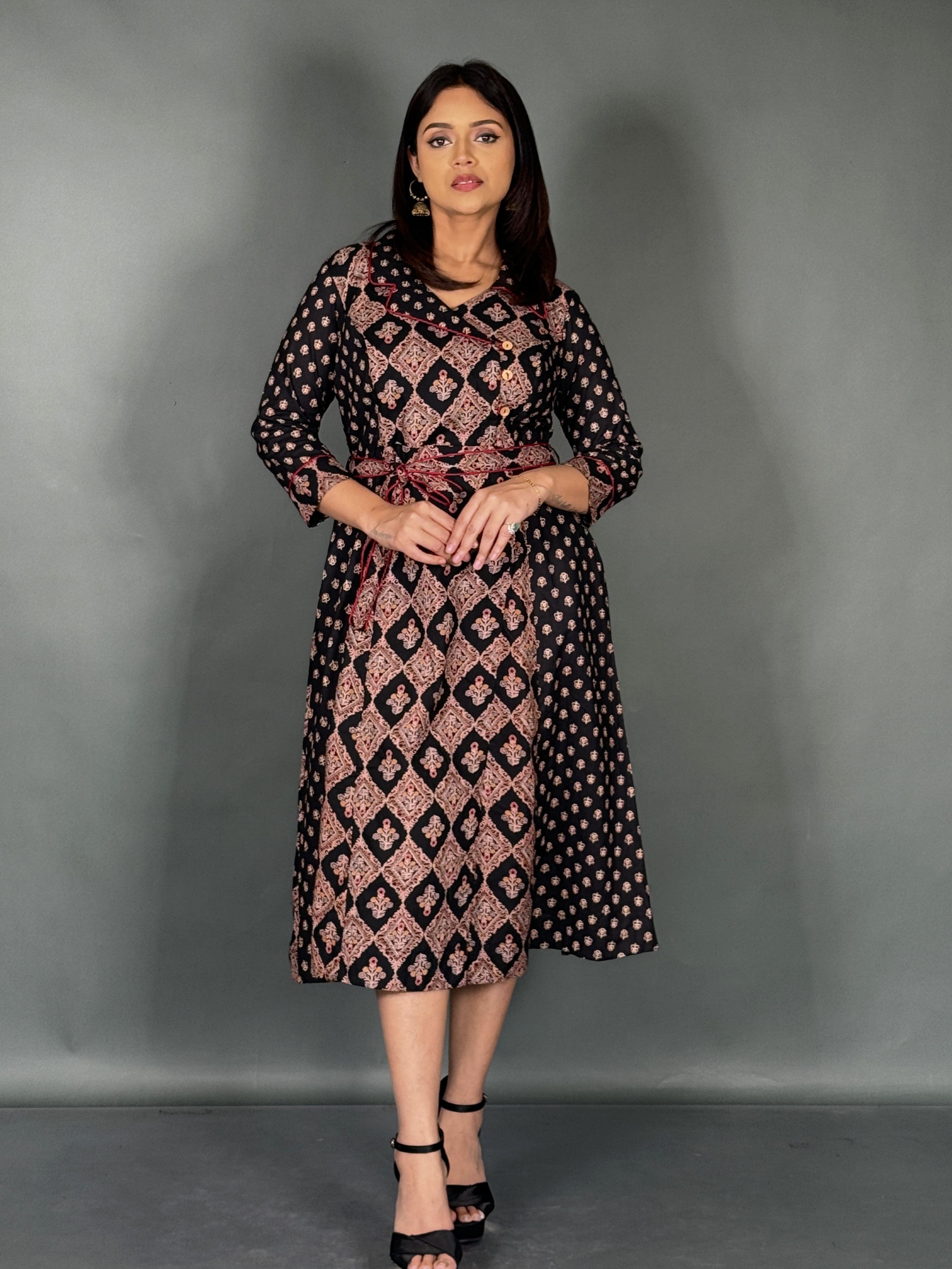 Midnight Muse Curve Fit Printed Fusion Dress