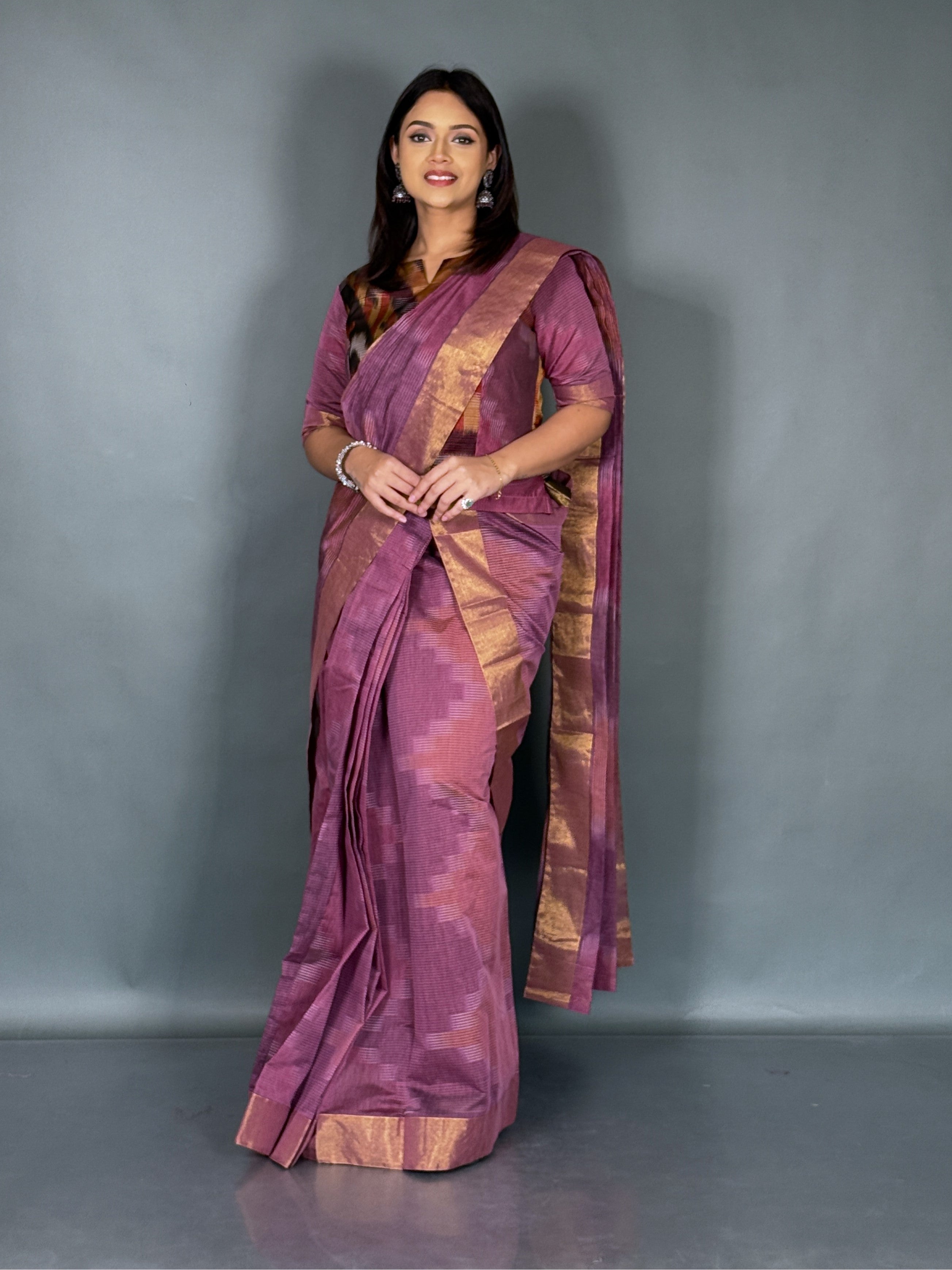 Trendy Strawberry Handloom Ready to Wear Saree