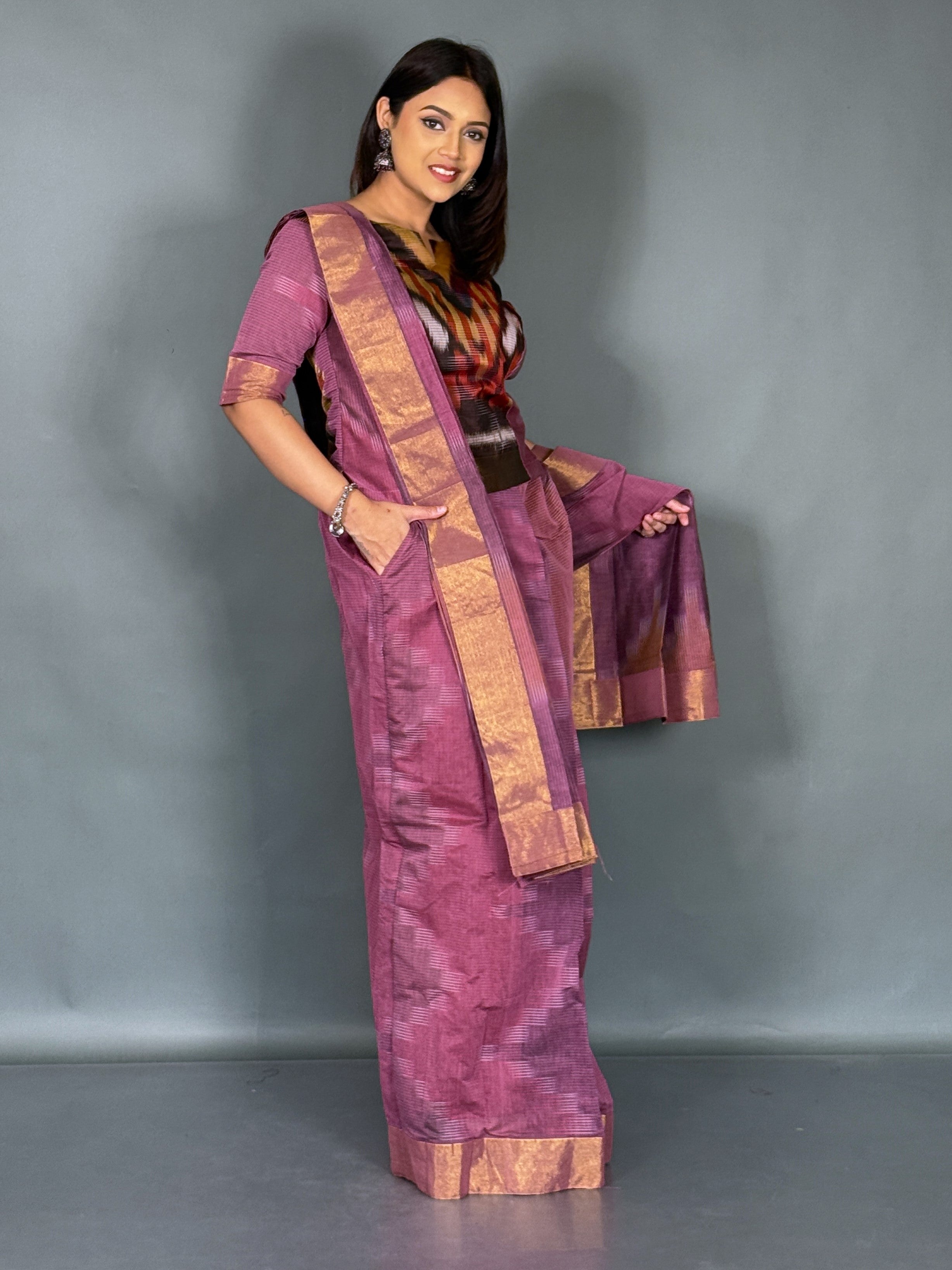 Trendy Strawberry Handloom Ready to Wear Saree