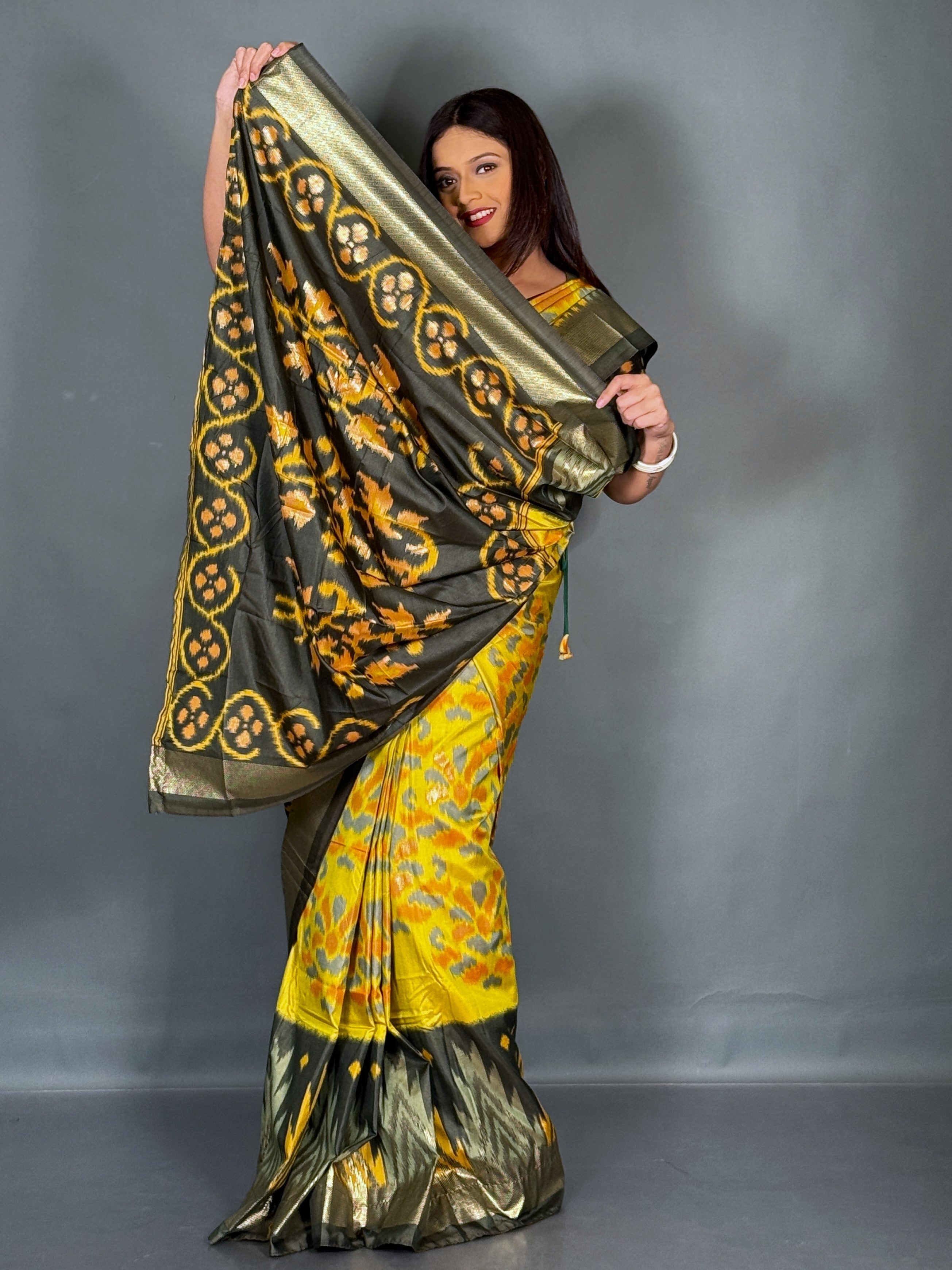 Zayra Lemon Patola Ready-to-Wear Saree Set