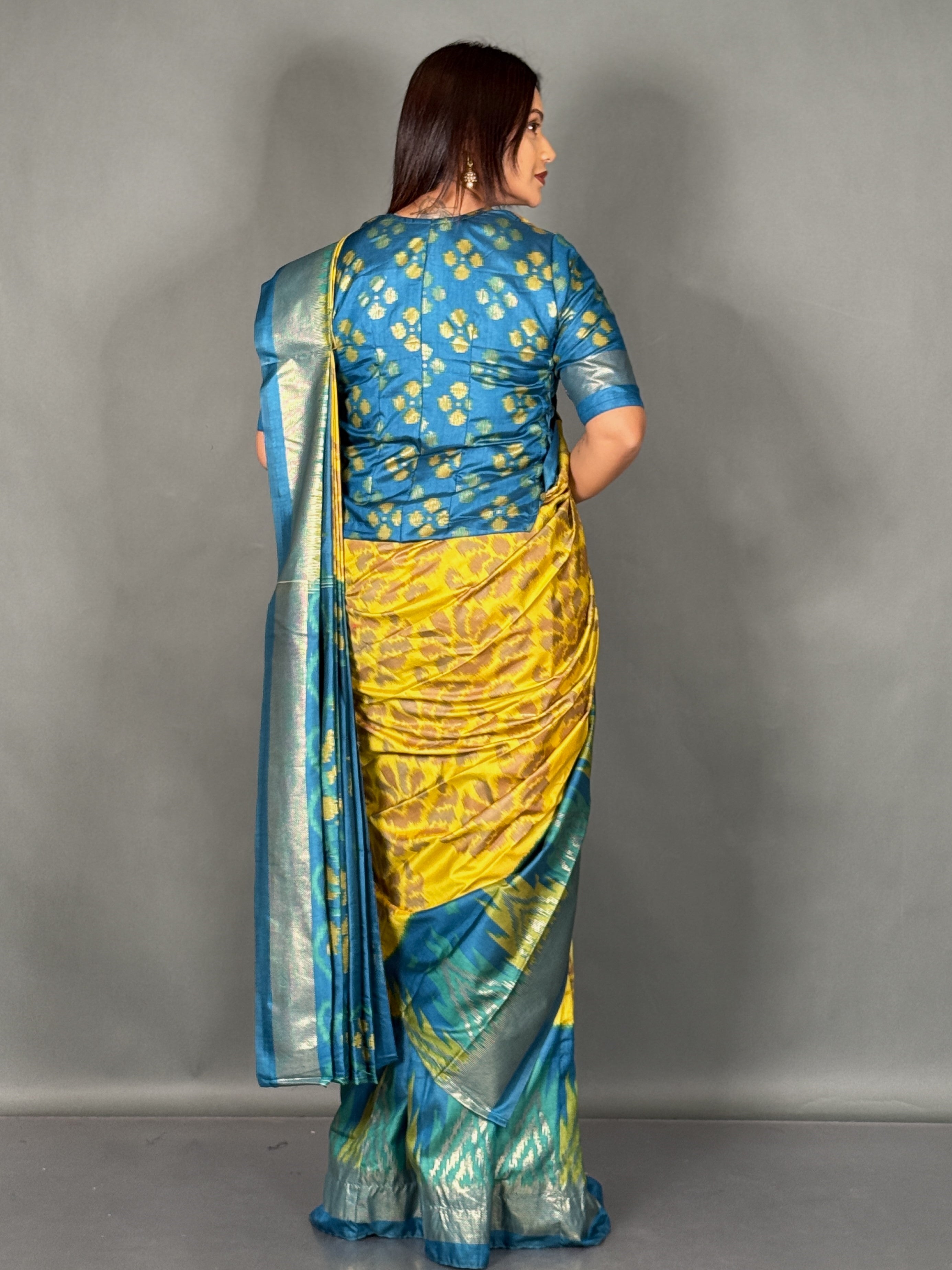 Emerald Breeze Plus Size Patola Insta Saree Set