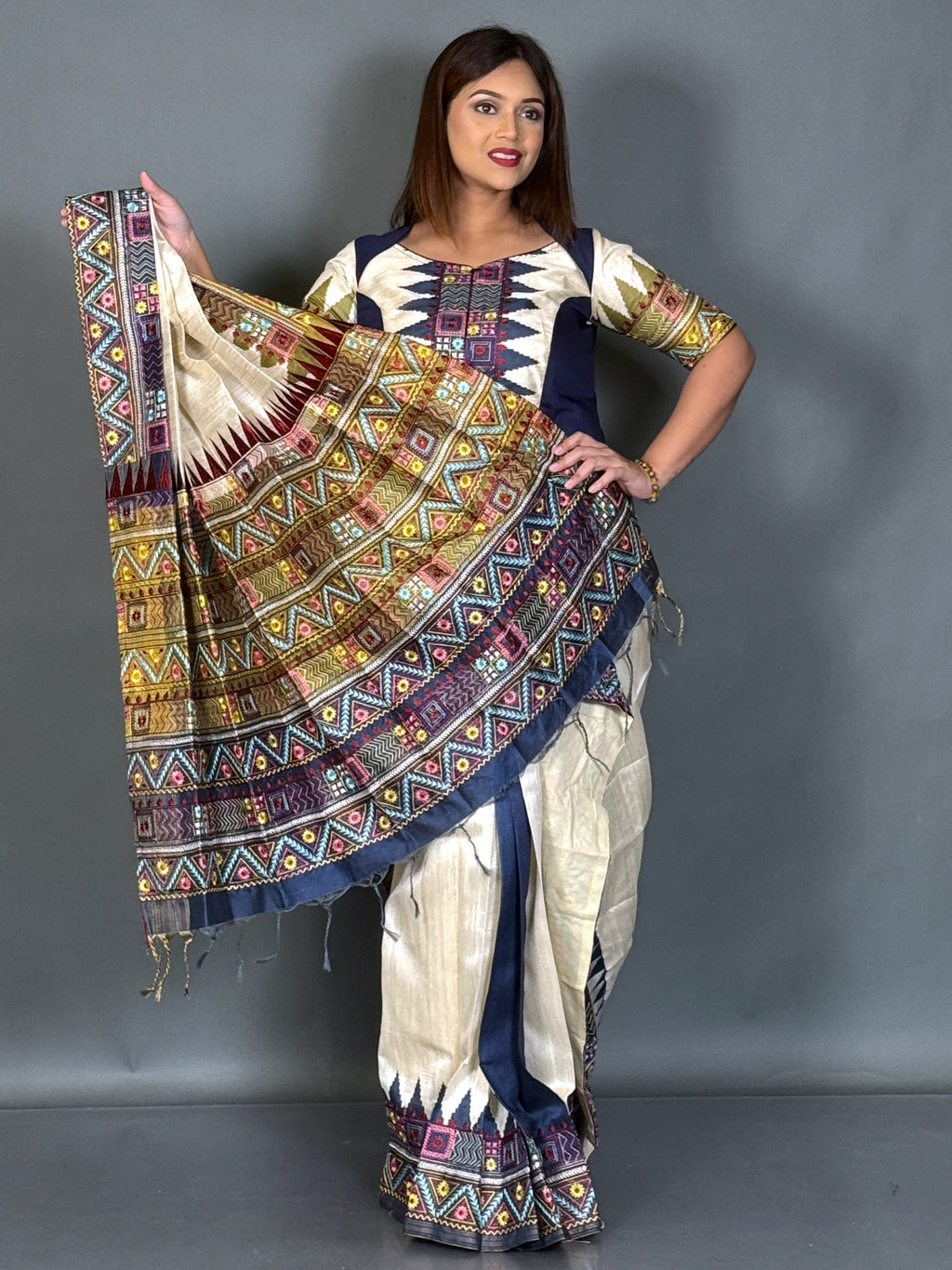 Desert Loom Lambani Semi Motka Tussar Insta Saree