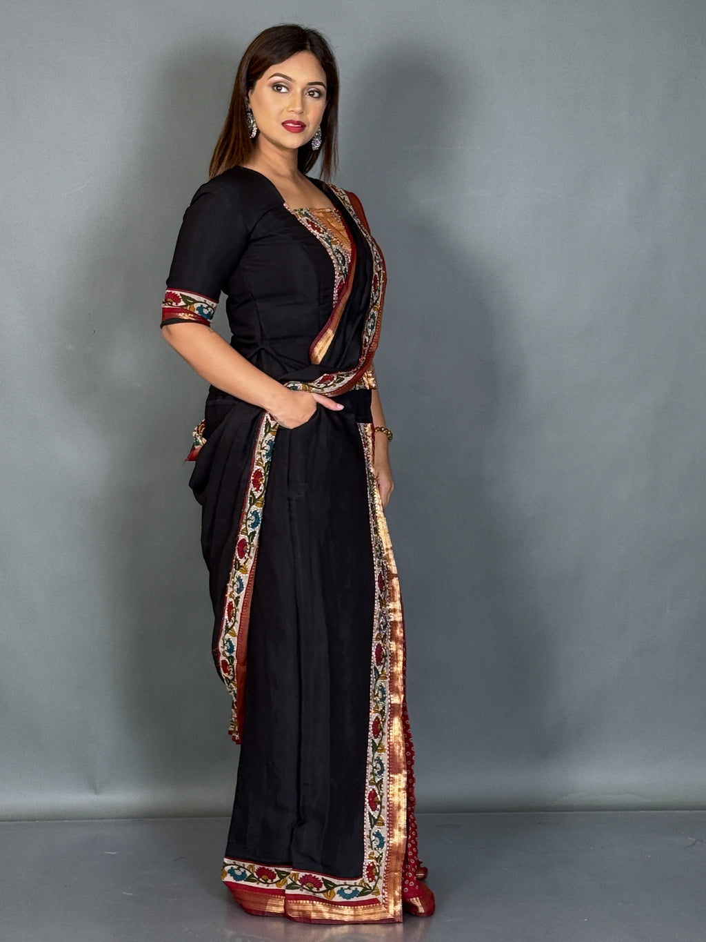 Black Kalamkari Artistic Insta Saree