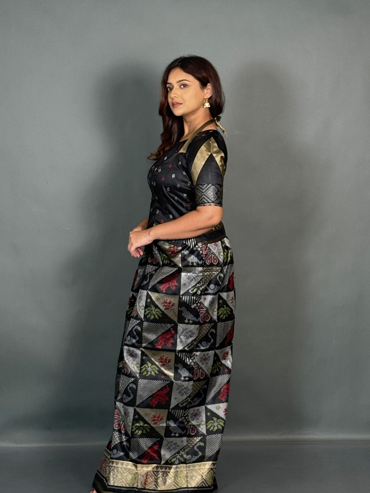Black Royale Woven  Insta Saree Set