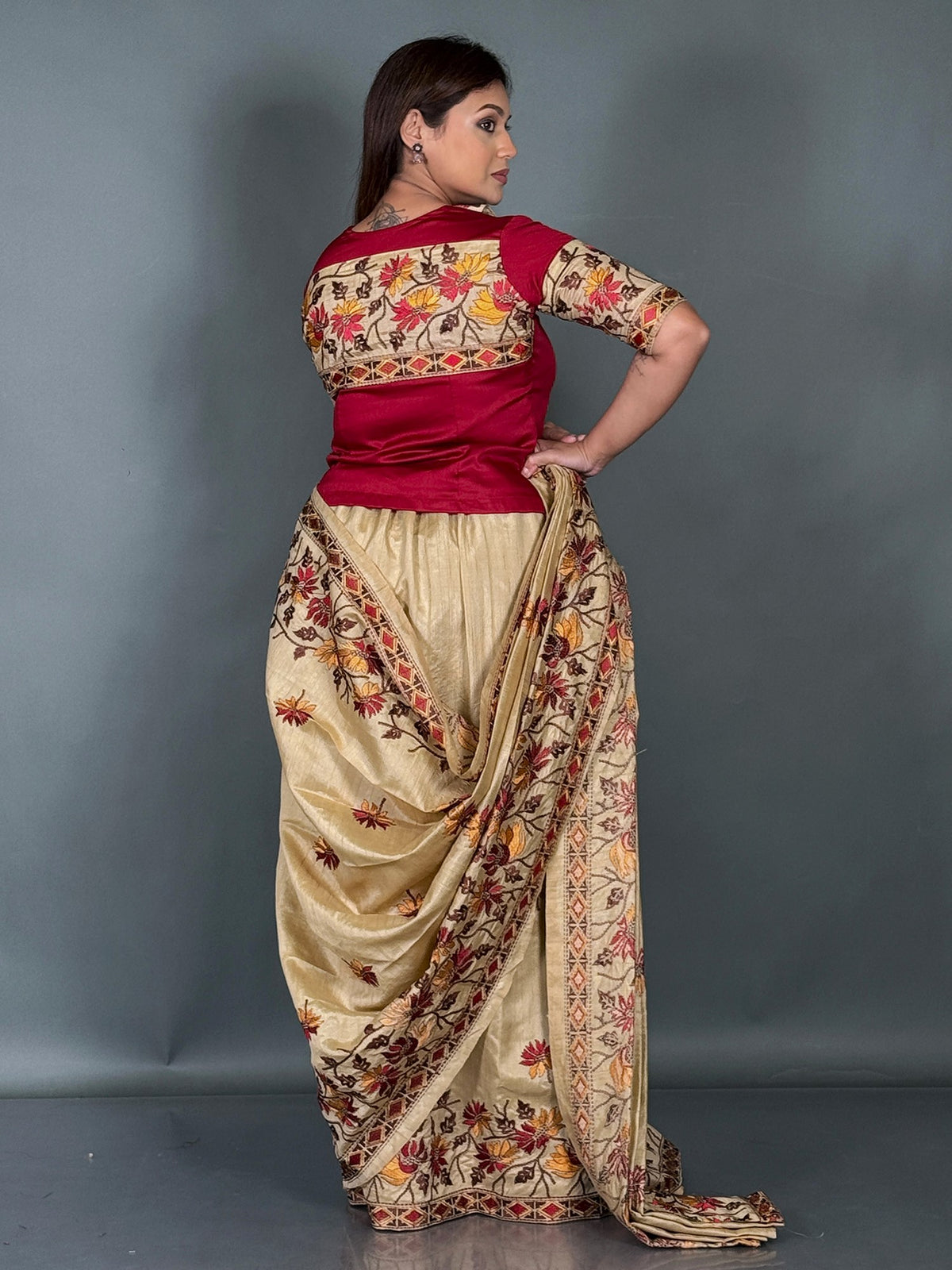 Tussar Muse Kantha Work Insta Saree Set