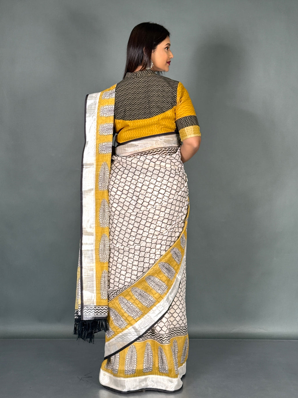Sunlit Ivory Linen Insta Saree Set
