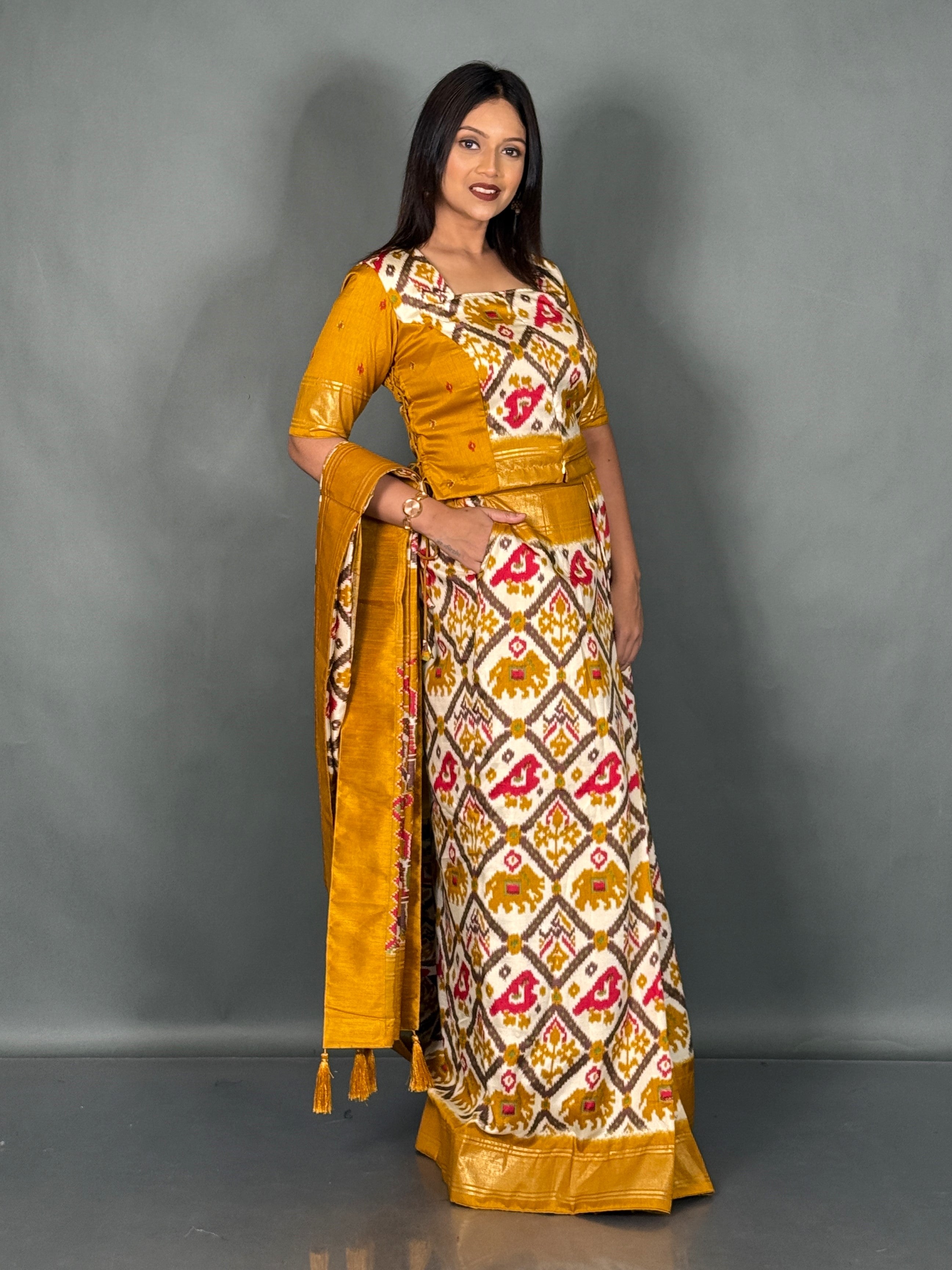 Curvy Fit Semi Silk Ready-to-Wear Saree Set