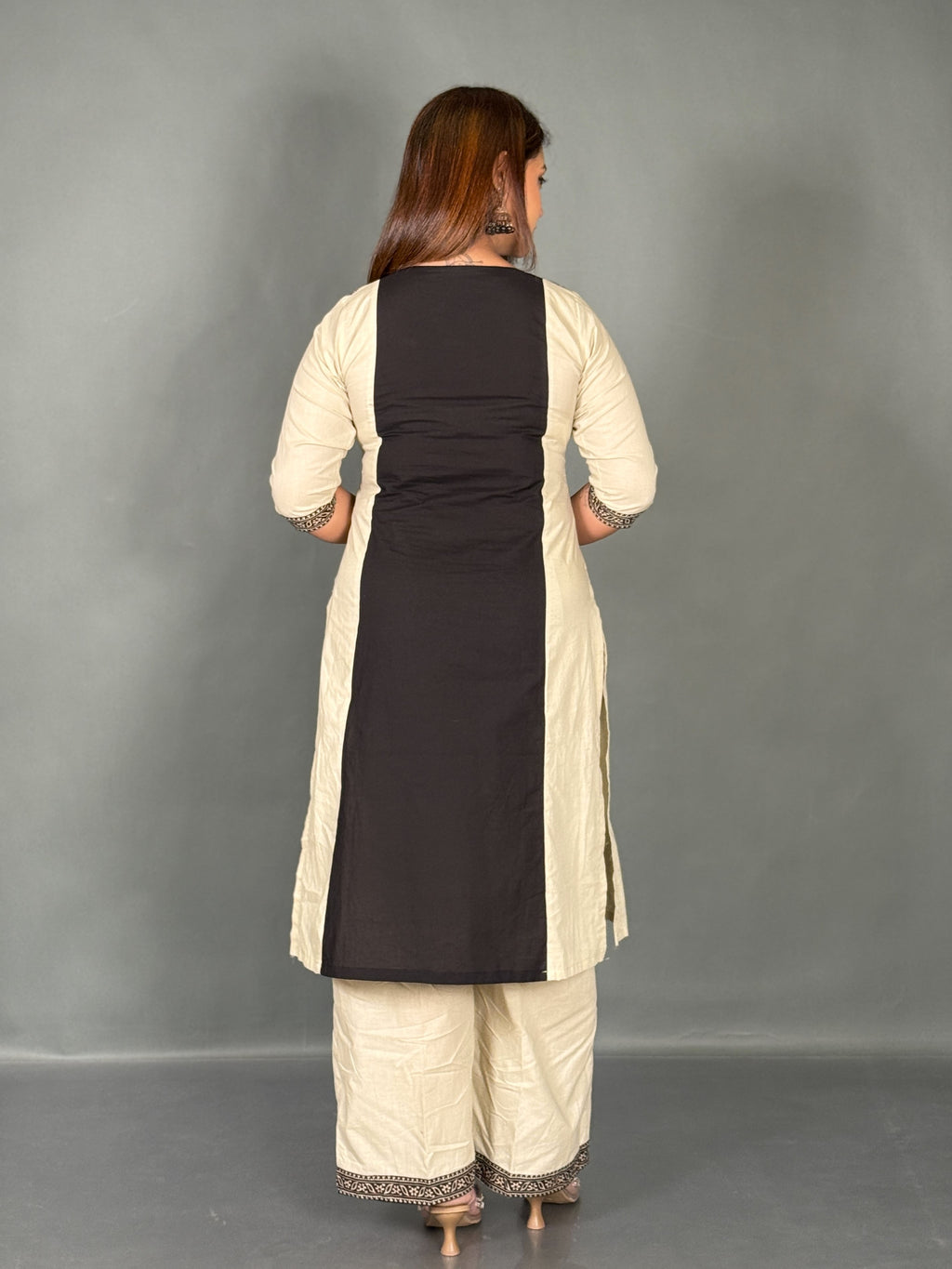 Artistic Linen Co-Ord Set with Canvas Print