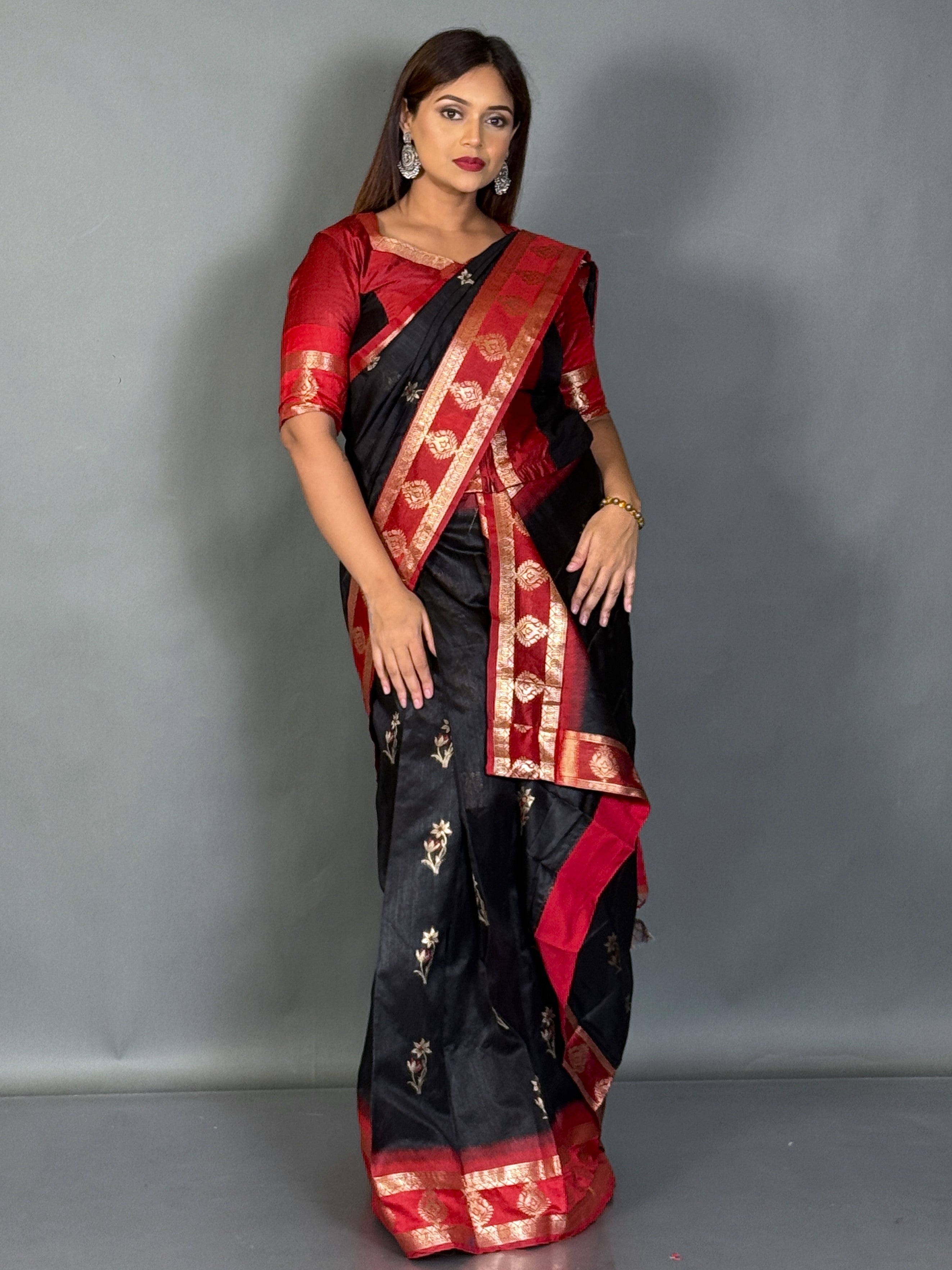 Black Banarasi Golden Zari Insta  Saree Set