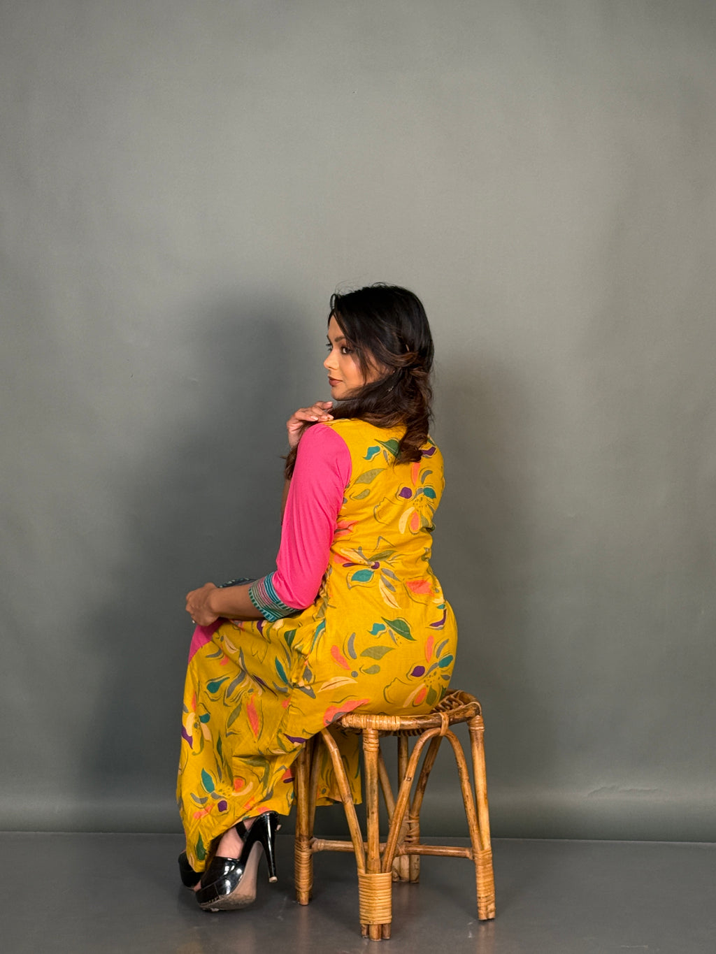 Elegant Yellow Pink Cotton Printed Slim Fit Collar Kurti