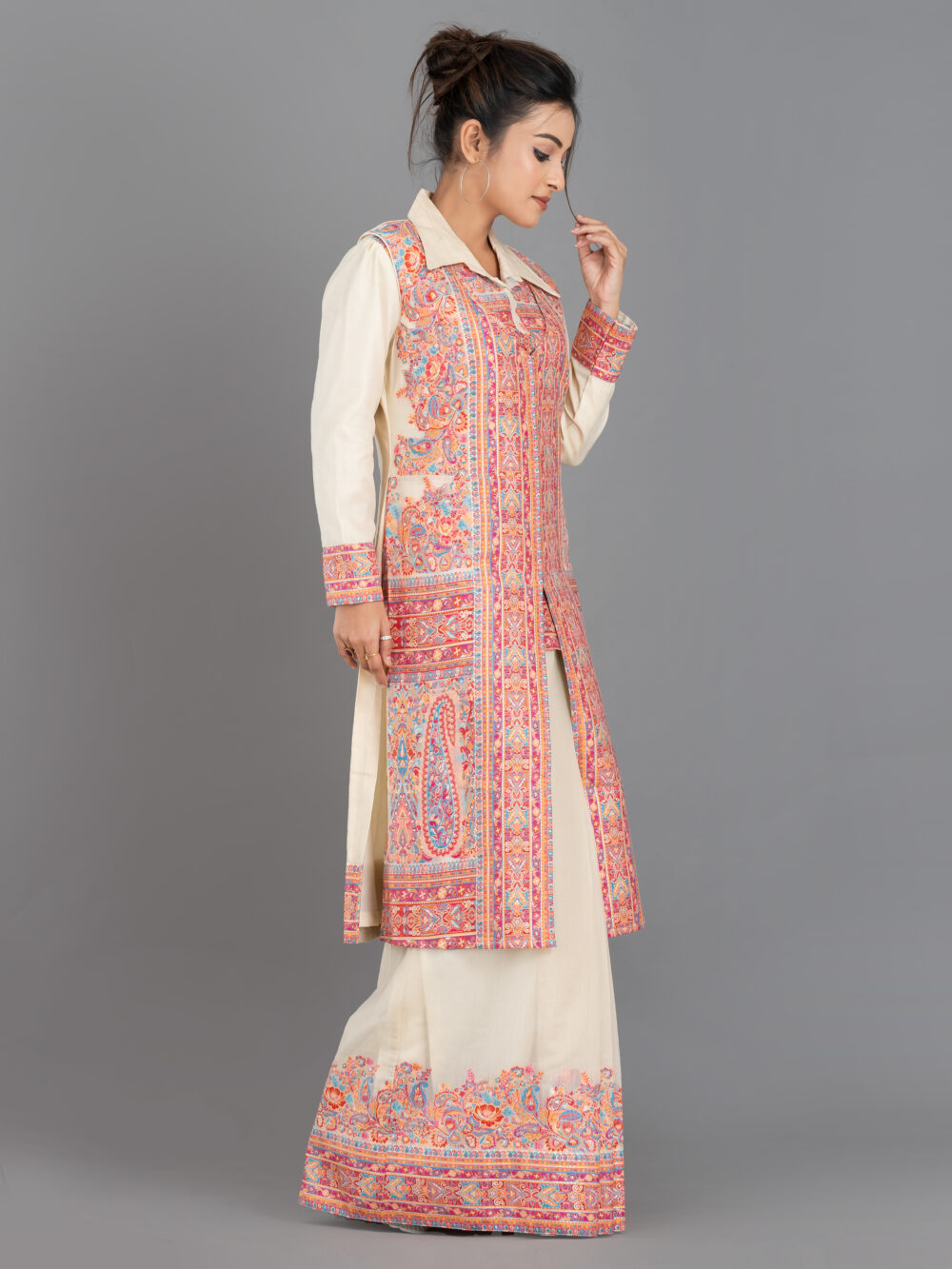 Off-White Chanderi Weave Fusion Skirt Jacket Set - Image 4