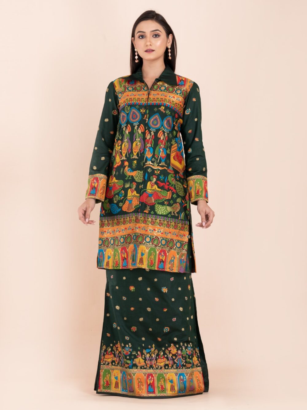 "Baneshwari Grace" – Bottle Green Baluchori Fusion Set - Image 6