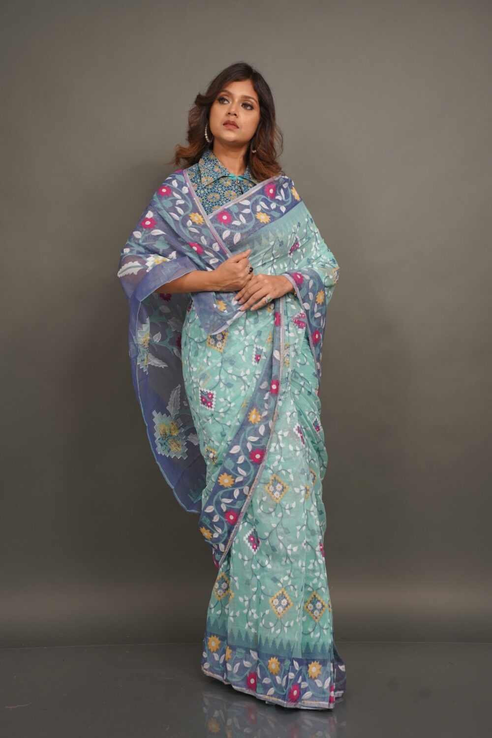 Mint and Blue Handwoven Jaamdani Insta-Saree with Attached Petticoat” (Ready-to-Drape 2-Piece Skirt Style Insta-Saree) - Image 3