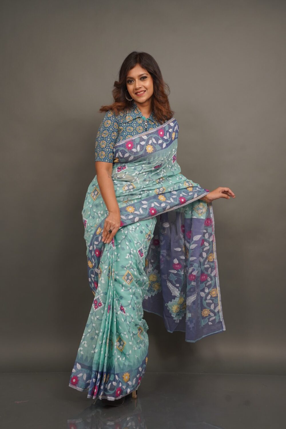 Mint and Blue Handwoven Jaamdani Insta-Saree with Attached Petticoat” (Ready-to-Drape 2-Piece Skirt Style Insta-Saree) - Image 5