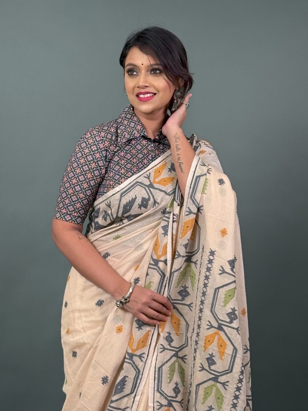 Kshir-Taru – Cream Khadi Insta-Saree with Mustard, Green & Grey Buti Weaving - Image 3