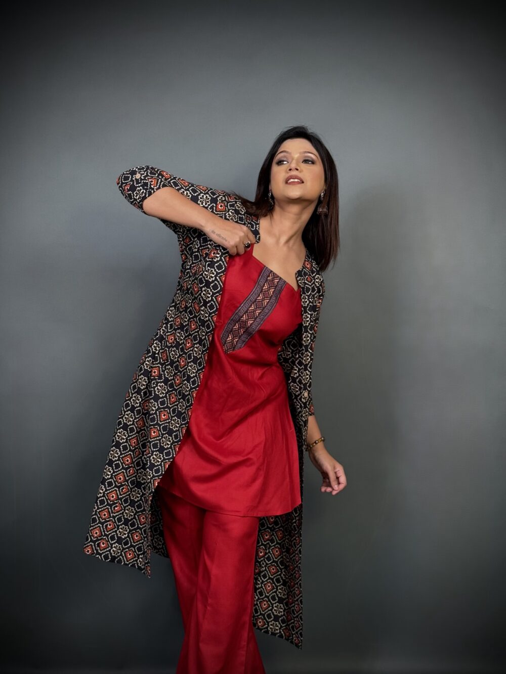 Maroon Mystique – Ajrakh Print Co-ord Set with Achkan Layer - Image 5