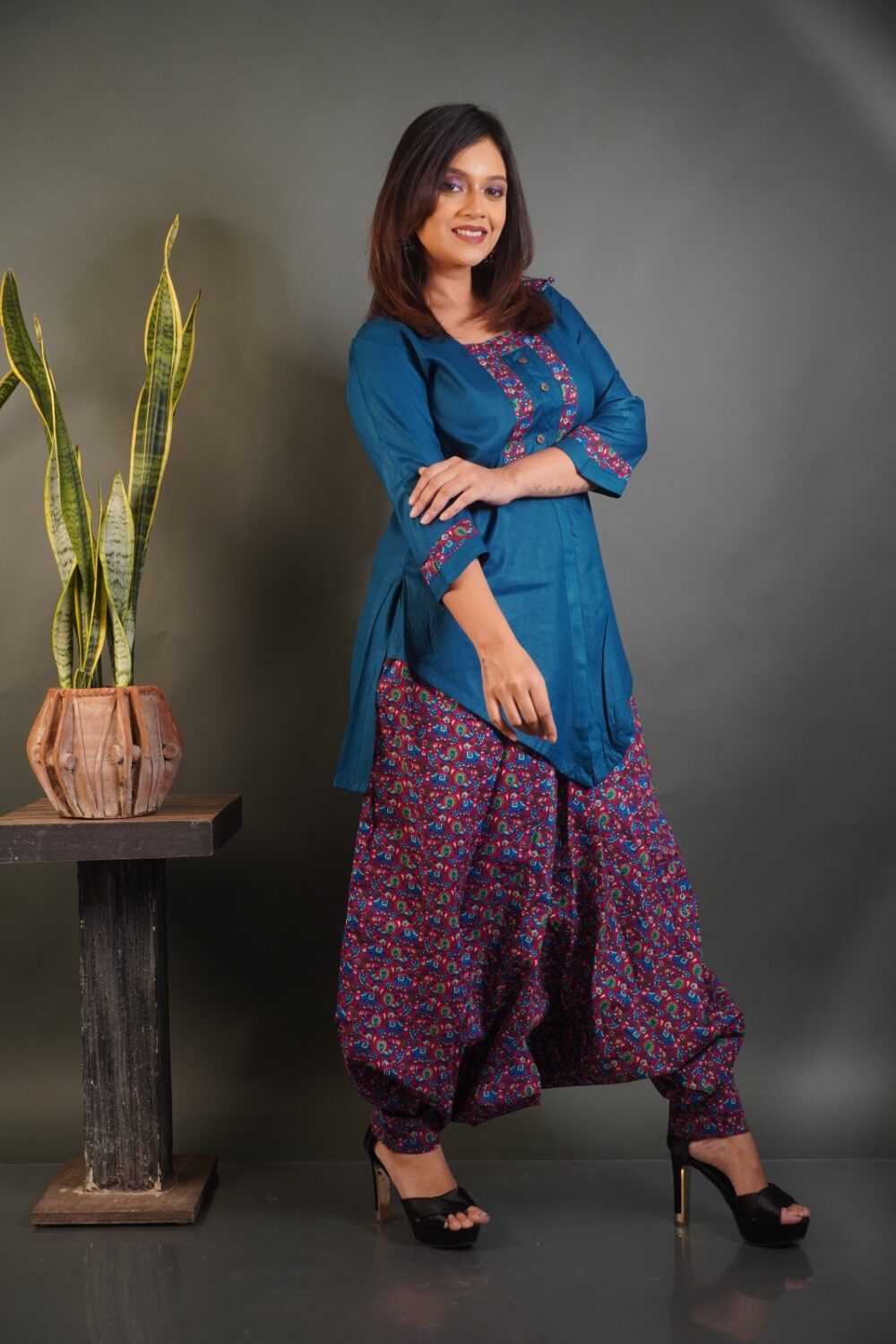 Peacock Glow: Elegant Bohonique Co-Ord Set - Image 2