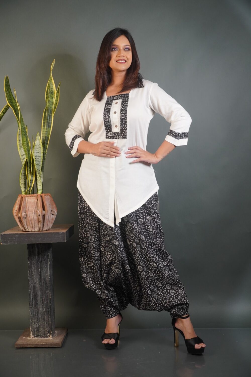 Monochrome Muse Off-White & Black Bohonique Set
